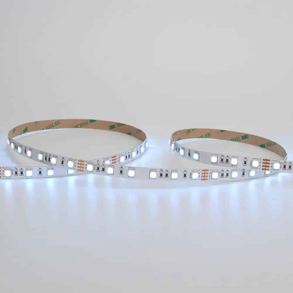 Светодиодная RGB лента Ustrip LED60-5050-RGB-24V-14.4W многоцветная