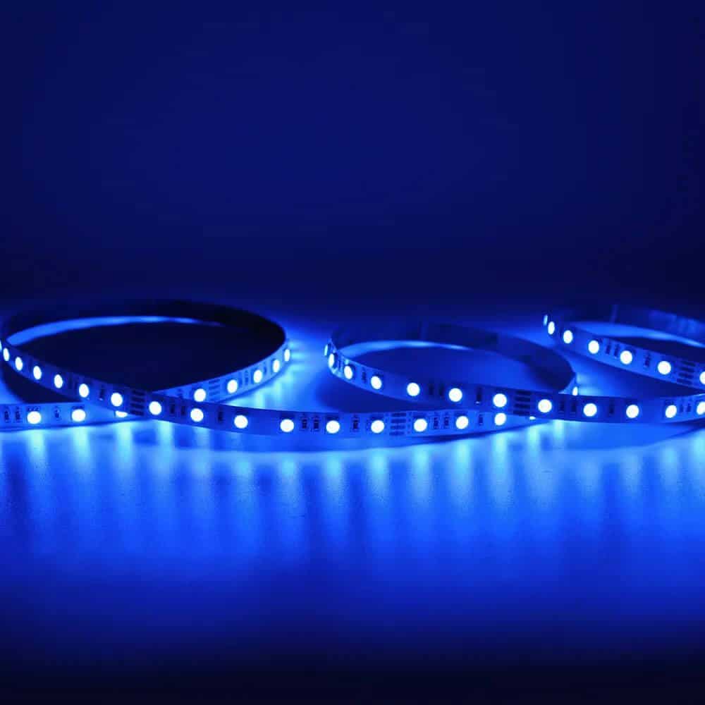 Светодиодная RGB лента Ustrip LED60-5050-RGB-24V-14.4W многоцветная