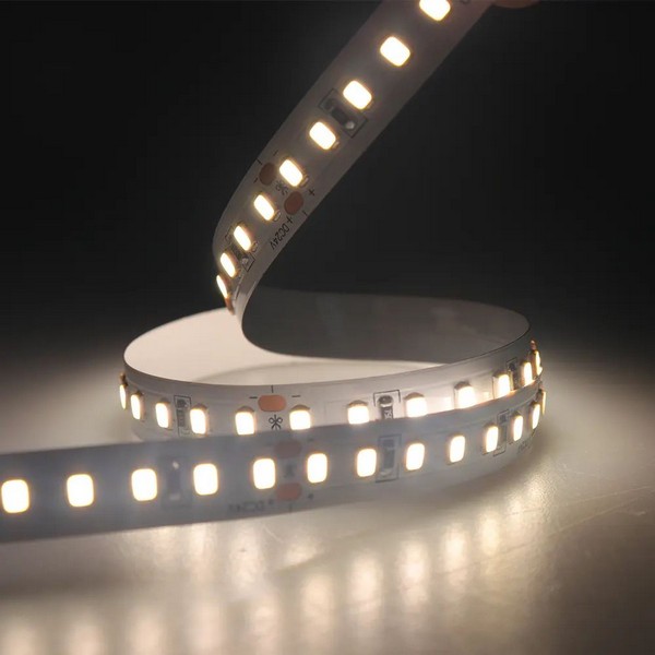 Энергоэффективная светодиодная лента Ustrip LED140-2835-W40-24V-9.6W-Ra90